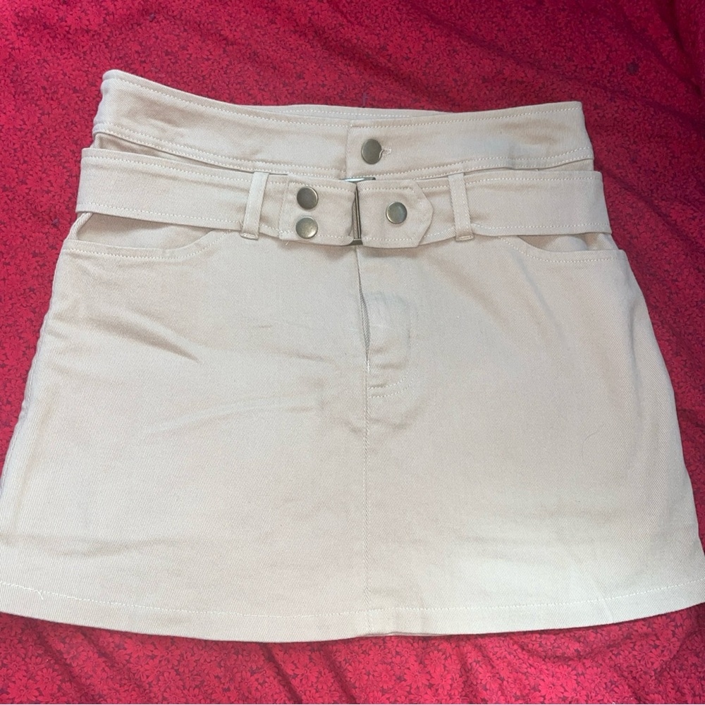 Stitch & Pine Tan‎ Miniskirt